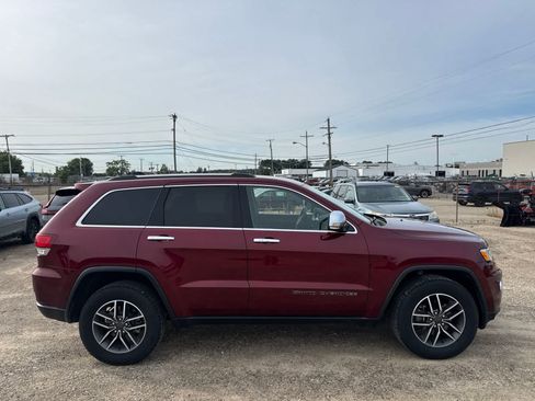 Used 2020 Jeep Grand Cherokee Limited AWD/4WD image 9