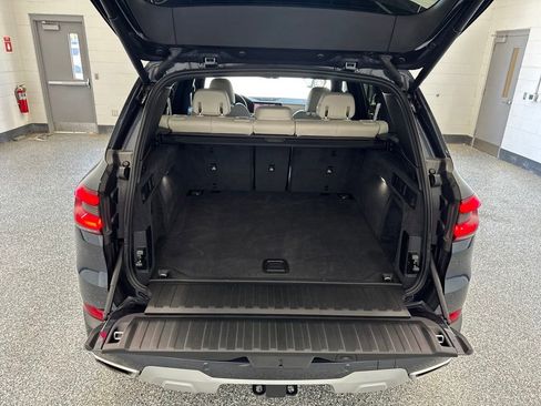 Used 2021 BMW X5 xDrive40i w/ Premium Package AWD/4WD image 17
