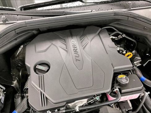 New 2026 Genesis GV70 2.5T Advanced image 14