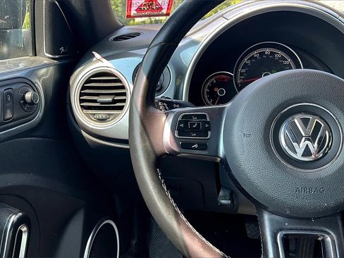 Used 2019 Volkswagen Beetle 2.0T SE image 15