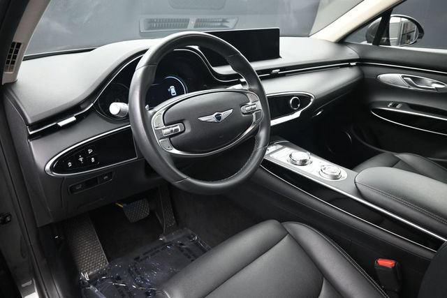 Used 2025 Genesis GV70 2.5T AWD/4WD image 12