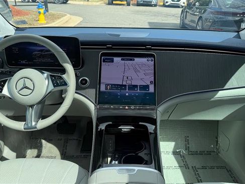 Used 2023 Mercedes-Benz EQE 350+ 4MATIC SUV w/ AMG Line Exterior Package image 21