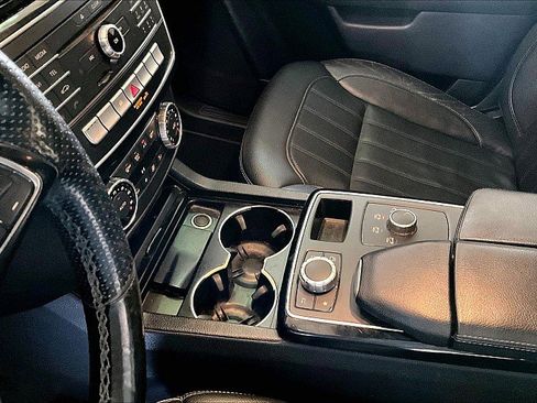 Used 2018 Mercedes-Benz GLE 350 image 12