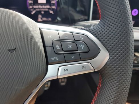 New 2025 Volkswagen GTI SE image 18