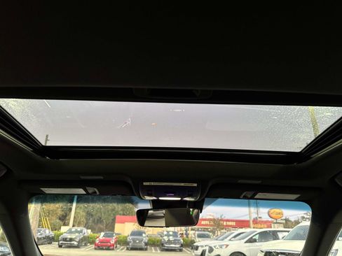 New 2025 Lexus ES 350 w/ Premium Package image 16