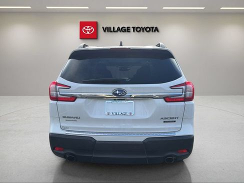 Used 2024 Subaru Ascent Touring AWD/4WD image 4