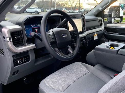 New 2026 Ford F250 XLT w/ XLT Premium Package image 6