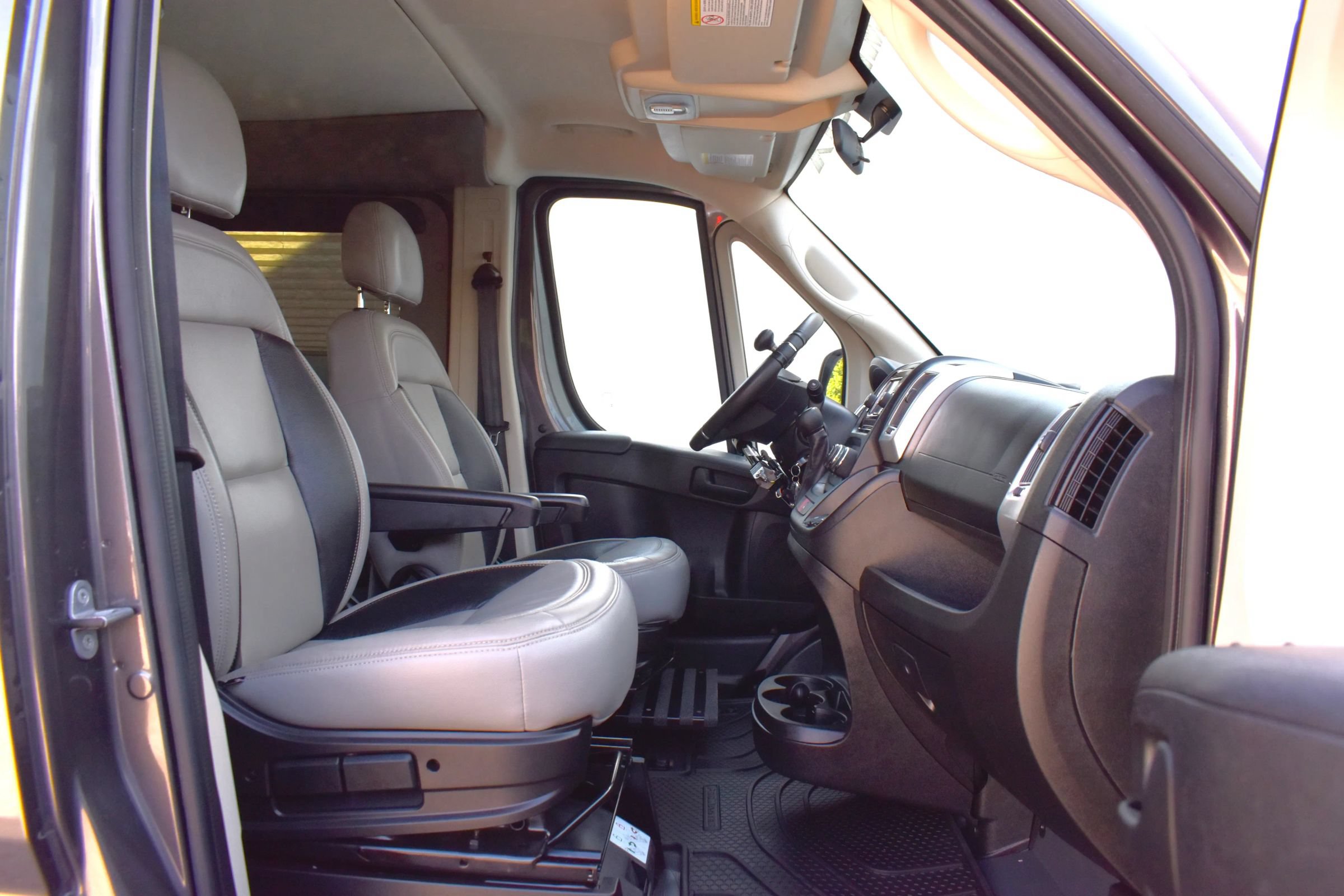 Used 2018 RAM ProMaster 1500 w/ Mopar Trailer Tow Group FWD image 62