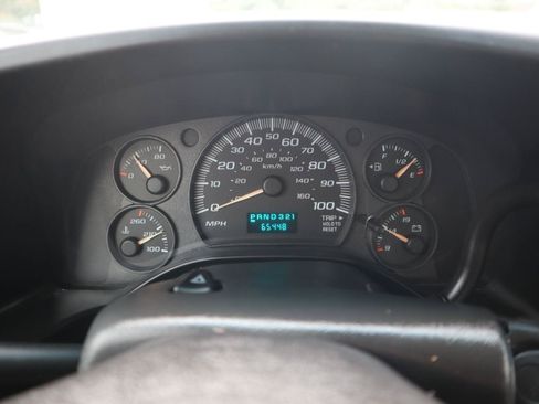 Used 2007 Chevrolet Express 3500 Extended Passenger RWD image 20