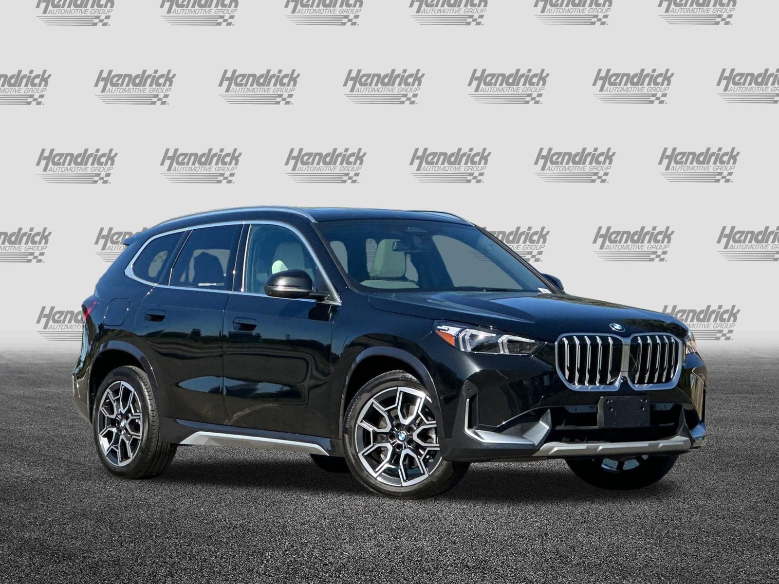 Used 2026 BMW X1 xDrive28i w/ Technology Package AWD/4WD image 2