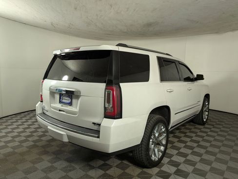 Used 2020 GMC Yukon Denali w/ Denali Premium Package image 7