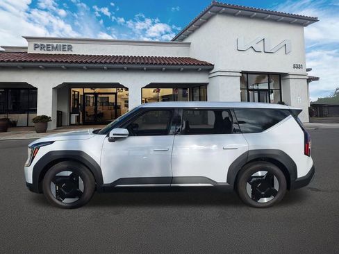 New 2026 Kia EV9 Light image 5