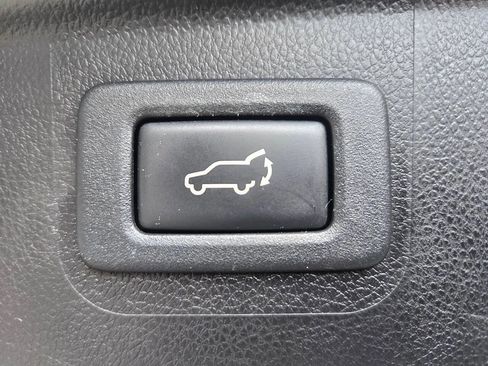 Used 2015 Subaru Outback 2.5i Premium image 36