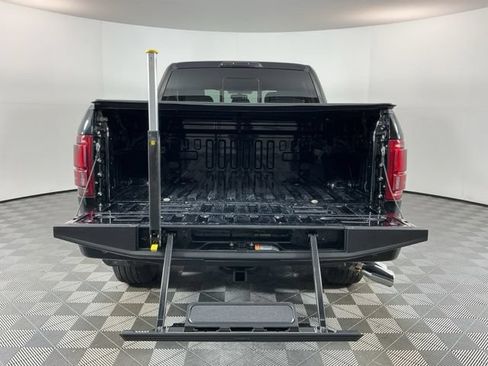 Used 2017 Ford F150 Lariat w/ Equipment Group 501A Mid AWD/4WD image 8