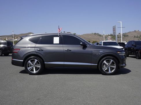 Used 2023 Genesis GV80 3.5T w/ Advanced Package AWD/4WD image 3
