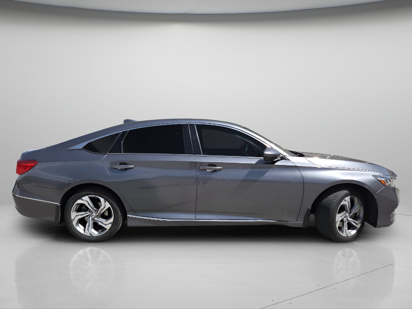 Used 2020 Honda Accord EX image 21