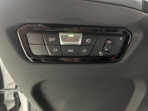 Used 2025 BMW M240i xDrive Coupe w/ Premium Package image 21