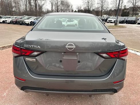 Used 2025 Nissan Sentra S image 2