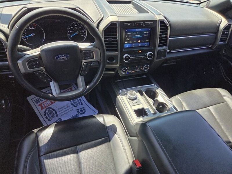 Used 2021 Ford Expedition XLT RWD image 12