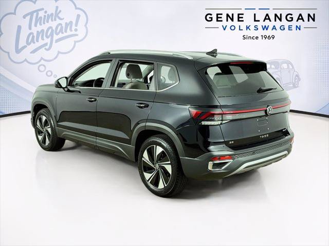 New 2026 Volkswagen Taos SE AWD/4WD image 7