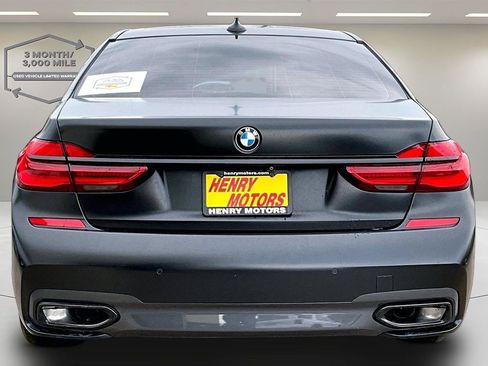 Used 2019 BMW 740i xDrive w/ M Sport Package AWD/4WD image 5