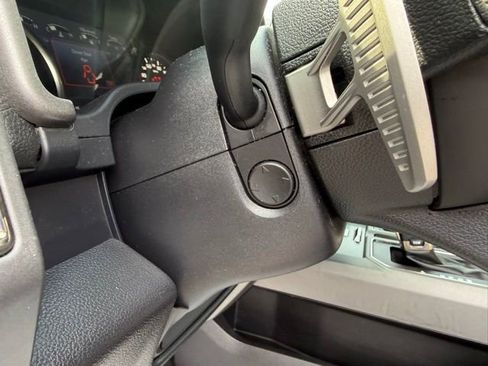 Used 2018 Ford F150 Raptor w/ Equipment Group 802A Luxury image 32