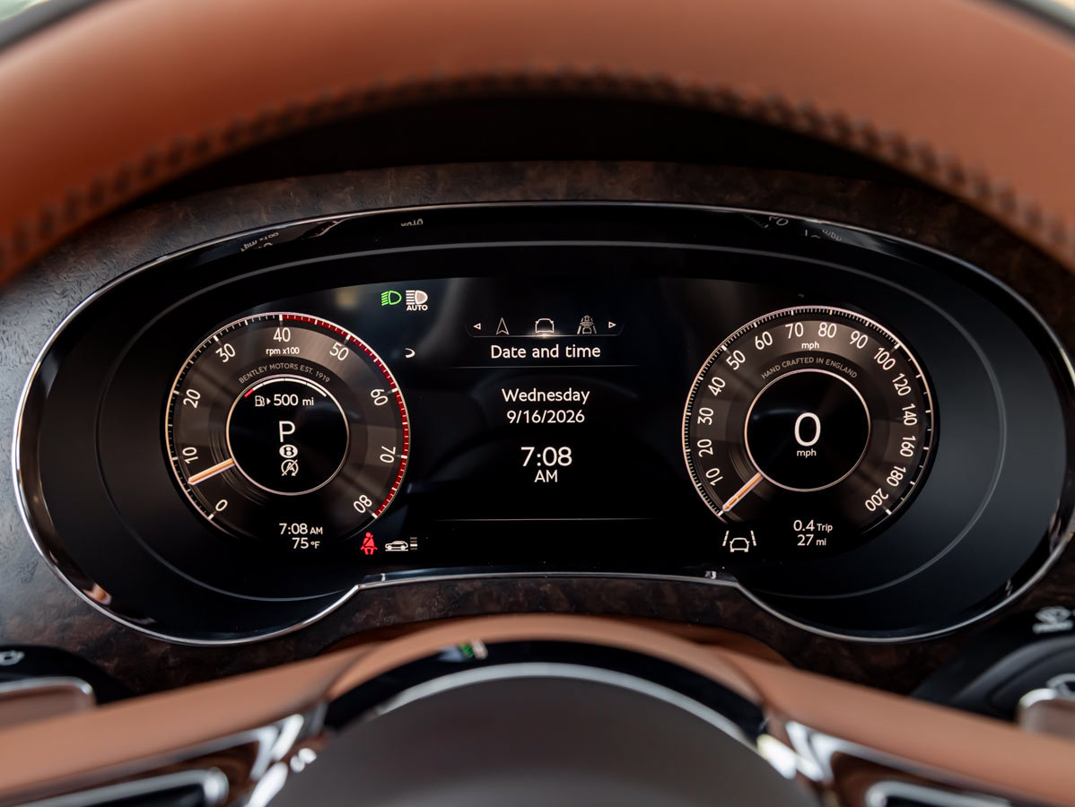 Used 2027 Bentley Bentayga AWD/4WD image 18