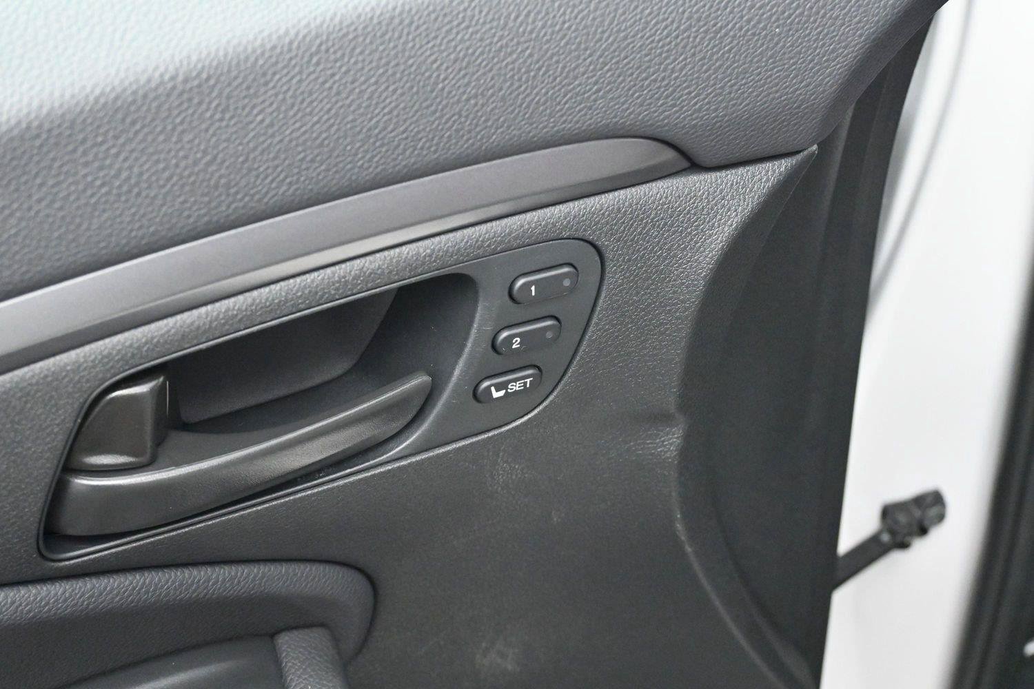 Used 2023 Honda Passport EX-L image 10
