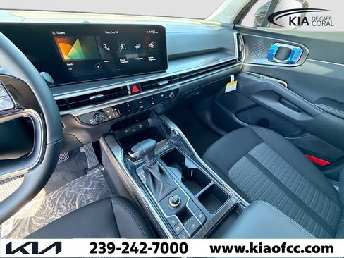 New 2026 Kia Sorento LX FWD image 25