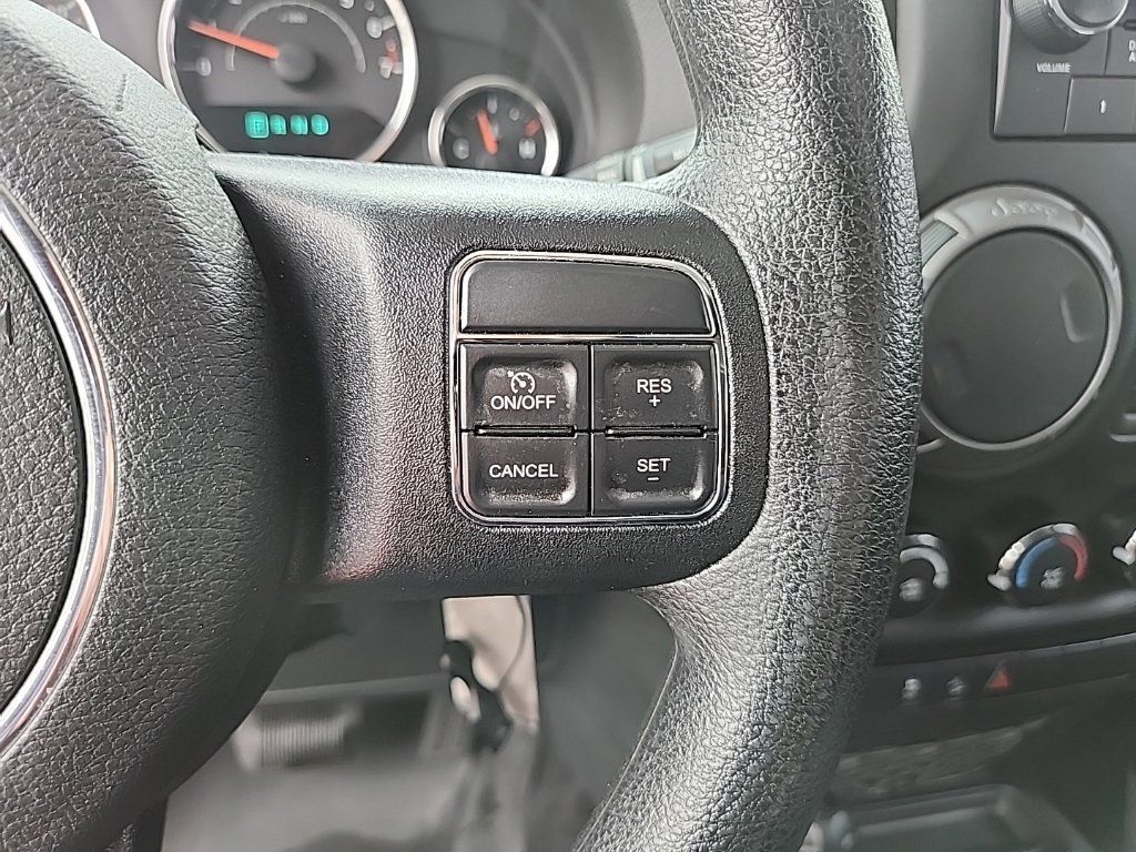 Used 2017 Jeep Wrangler Sport AWD/4WD image 14