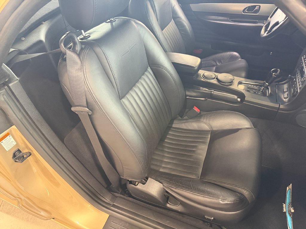 Used 2005 Ford Thunderbird RWD image 19