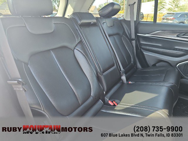 Used 2023 Jeep Grand Cherokee 4WD 4xe image 33