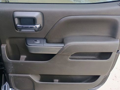 Used 2018 Chevrolet Silverado 1500 LT w/ All Star Edition image 10