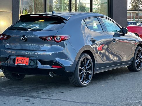 New 2026 MAZDA MAZDA3 Hatchback w/Premium Plus Pkg AWD/4WD image 4