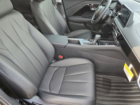 Certified 2025 Acura ADX FWD image 21