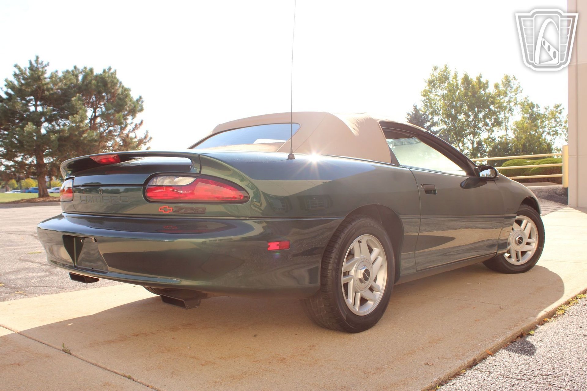 Used 1995 Chevrolet Camaro Z28 RWD image 14