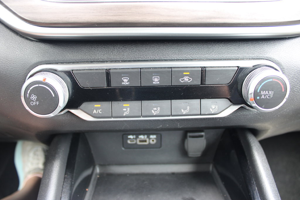 Used 2024 Nissan Altima 2.5 SV FWD image 47