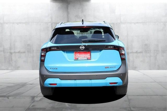 Certified 2025 Nissan Kicks SR AWD/4WD image 6