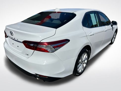 Used 2024 Toyota Camry LE FWD image 9