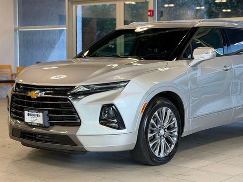 Used 2020 Chevrolet Blazer Premier w/ Driver Confidence II Package AWD/4WD image 3