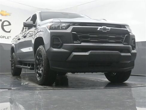 New 2026 Chevrolet Colorado W/T image 3