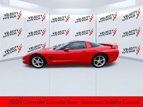 Used 2004 Chevrolet Corvette Coupe w/ Preferred Equipment Group RWD image 6