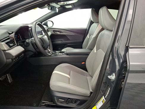 Certified 2025 Toyota Camry SE image 11