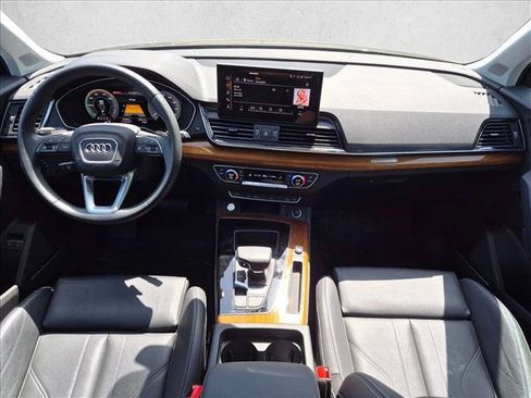 Certified 2023 Audi Q5 e Premium Plus w/ Premium Plus Package AWD/4WD image 18