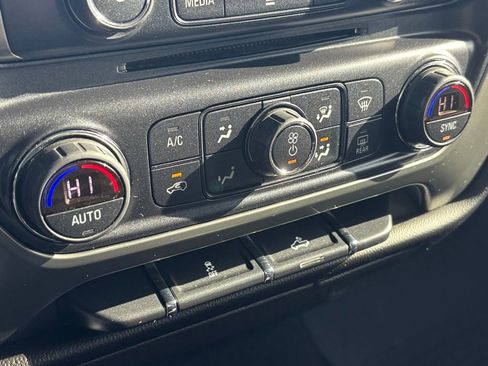 Used 2018 Chevrolet Silverado 1500 LT w/ All Star Edition image 24