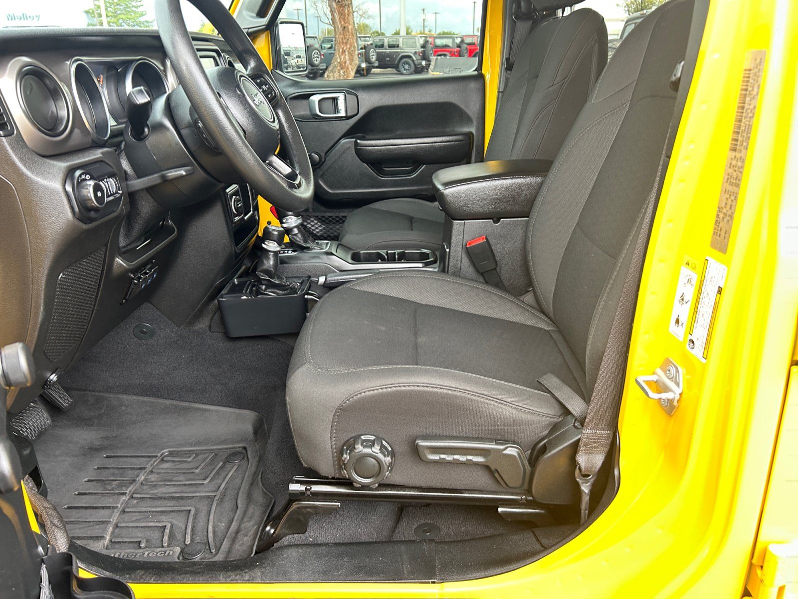 Used 2019 Jeep Wrangler Unlimited Sport AWD/4WD image 14
