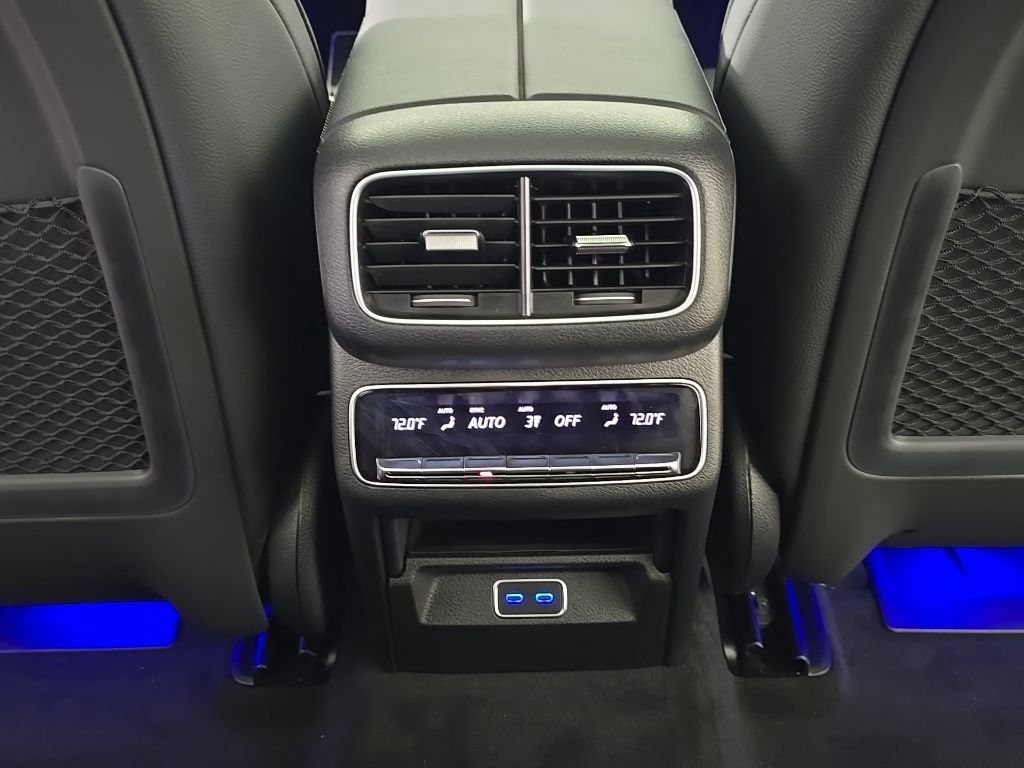 Used 2026 Mercedes-Benz GLS 450 4MATIC image 28