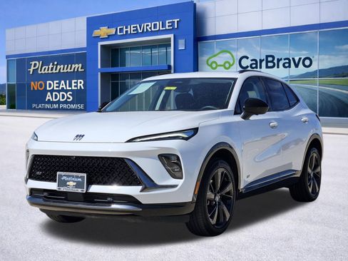 Used 2025 Buick Envision Sport Touring AWD/4WD image 2