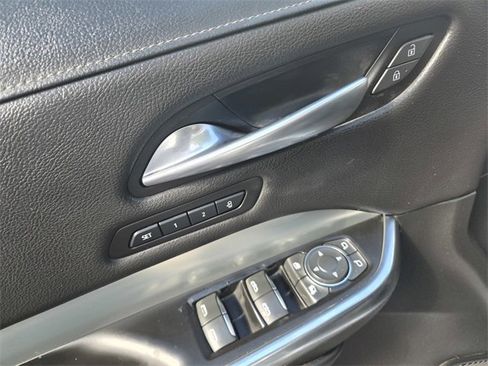 Used 2020 Cadillac XT4 Premium Luxury w/ Cold Weather Package image 20