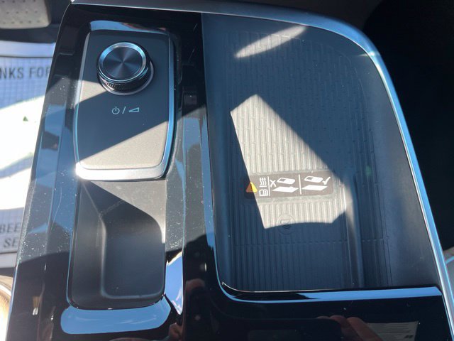 Used 2026 Buick Enclave Preferred w/ Power Package FWD image 33